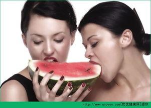 晚上吃小瓜会发胖吧,增肥风险还是健康选择？