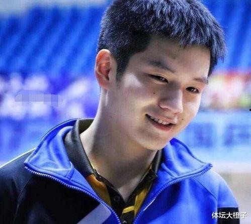 男队吃瓜,揭秘赛场背后的趣味瞬间