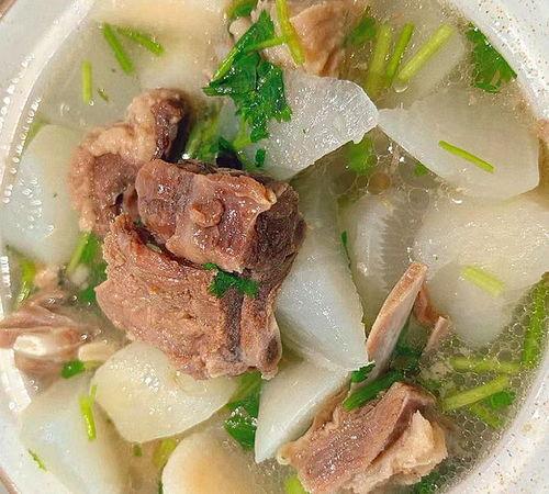 吃羊肉不吃瓜吗,羊肉与瓜果的饮食搭配禁忌